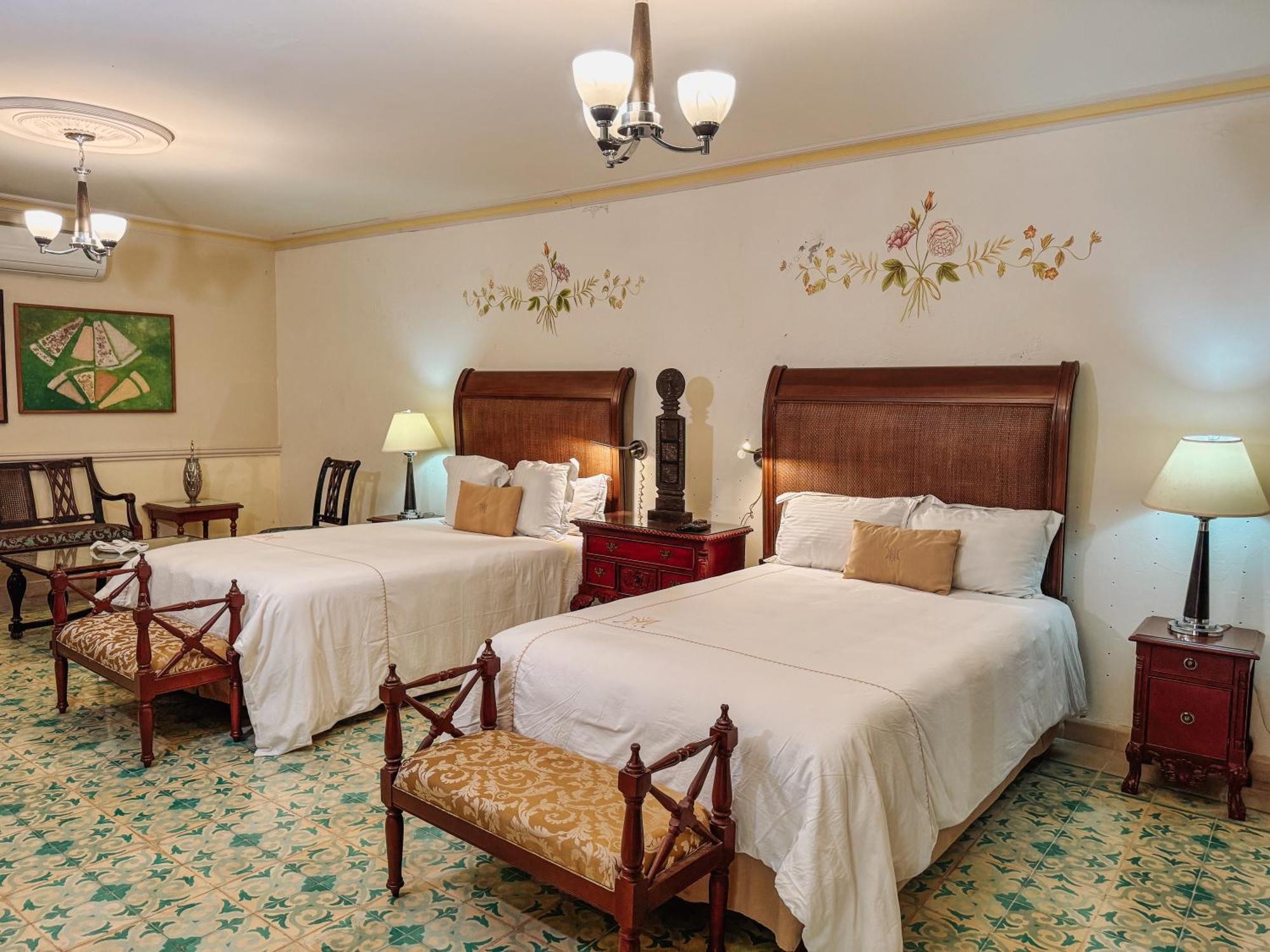 Mansión Boutique - Restaurant Hotel